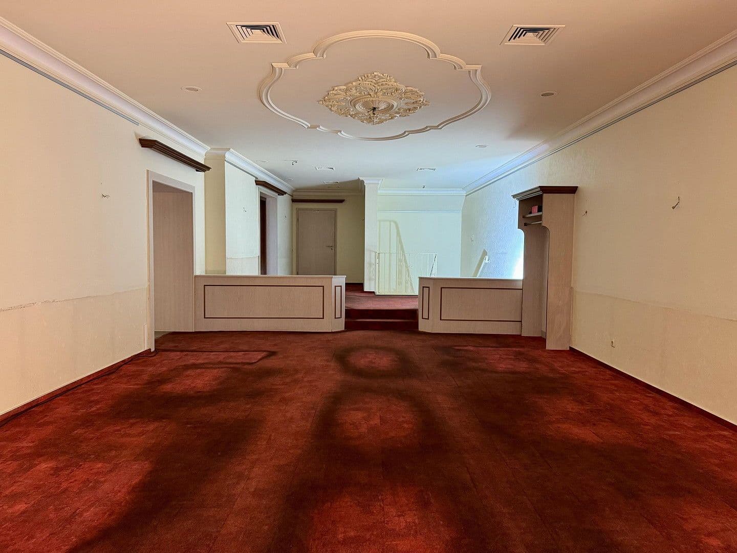 non-residential property to rent, 290 m², Bochumer Straße 36, Essen, North Rhine-Westphalia non-residential property to rent, 290 m², Bochumer Straße 36, Essen, North Rhine-Westphalia