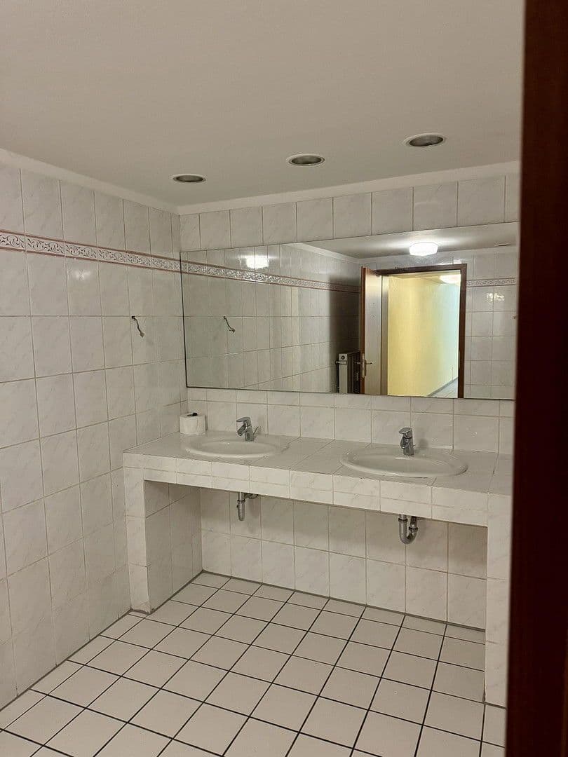 non-residential property to rent, 290 m², Bochumer Straße 36, Essen, North Rhine-Westphalia non-residential property to rent, 290 m², Bochumer Straße 36, Essen, North Rhine-Westphalia