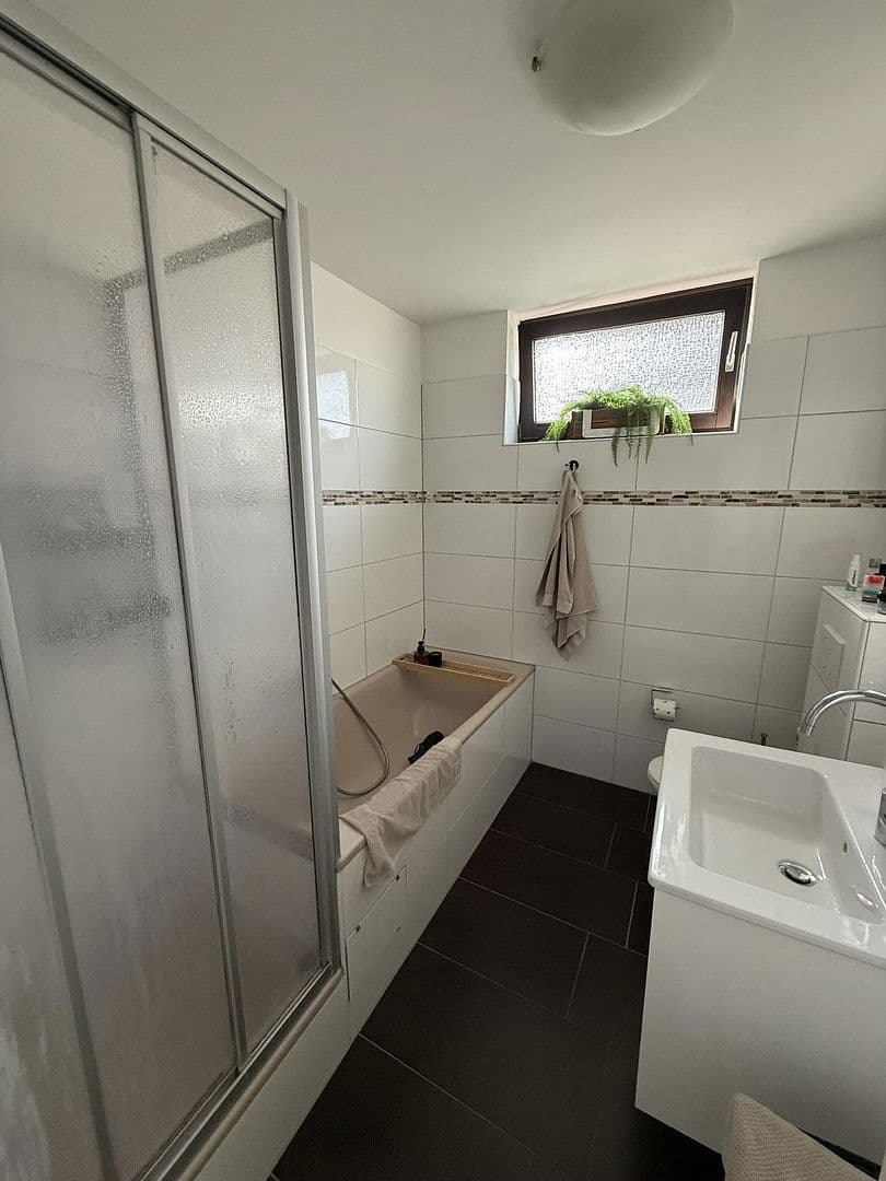 2 bedroom flat to rent, 65 m², Hagdornstr. 62, Hilden, North Rhine-Westphalia 2 bedroom flat to rent, 65 m², Hagdornstr. 62, Hilden, North Rhine-Westphalia