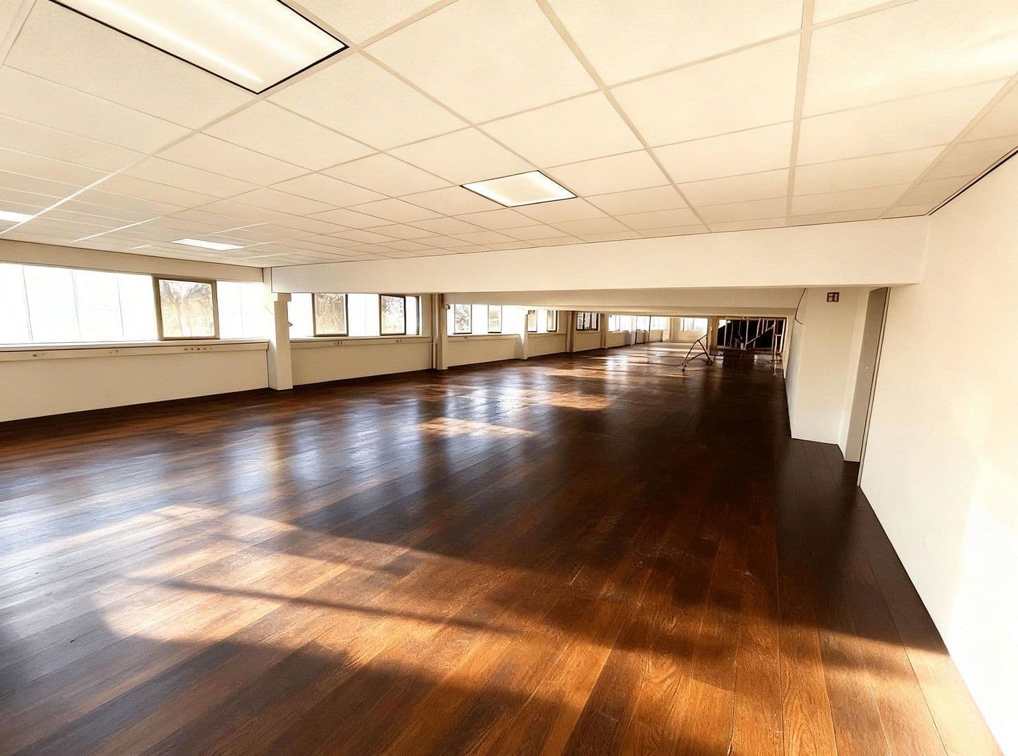 non-residential property to rent, 5,000 m², Stuhr, Lower Saxony non-residential property to rent, 5,000 m², Stuhr, Lower Saxony