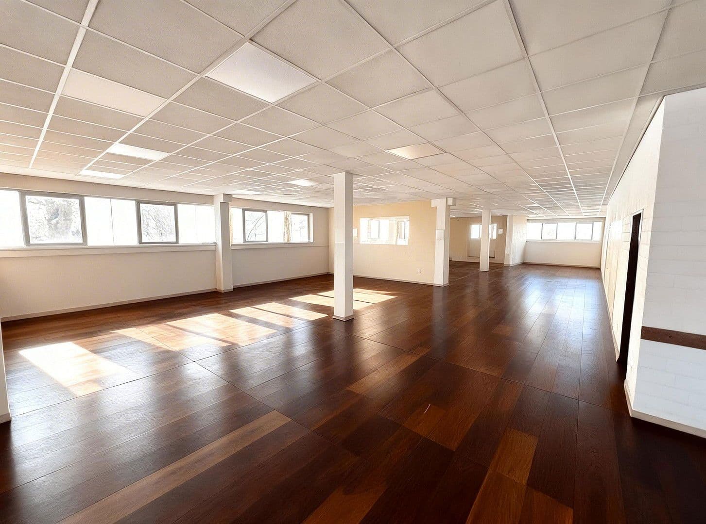 non-residential property to rent, 5,000 m², Stuhr, Lower Saxony non-residential property to rent, 5,000 m², Stuhr, Lower Saxony