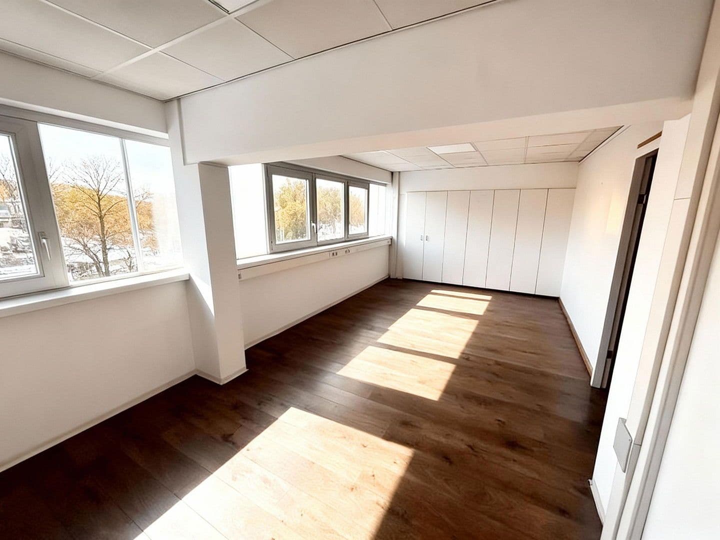 non-residential property to rent, 5,000 m², Stuhr, Lower Saxony non-residential property to rent, 5,000 m², Stuhr, Lower Saxony