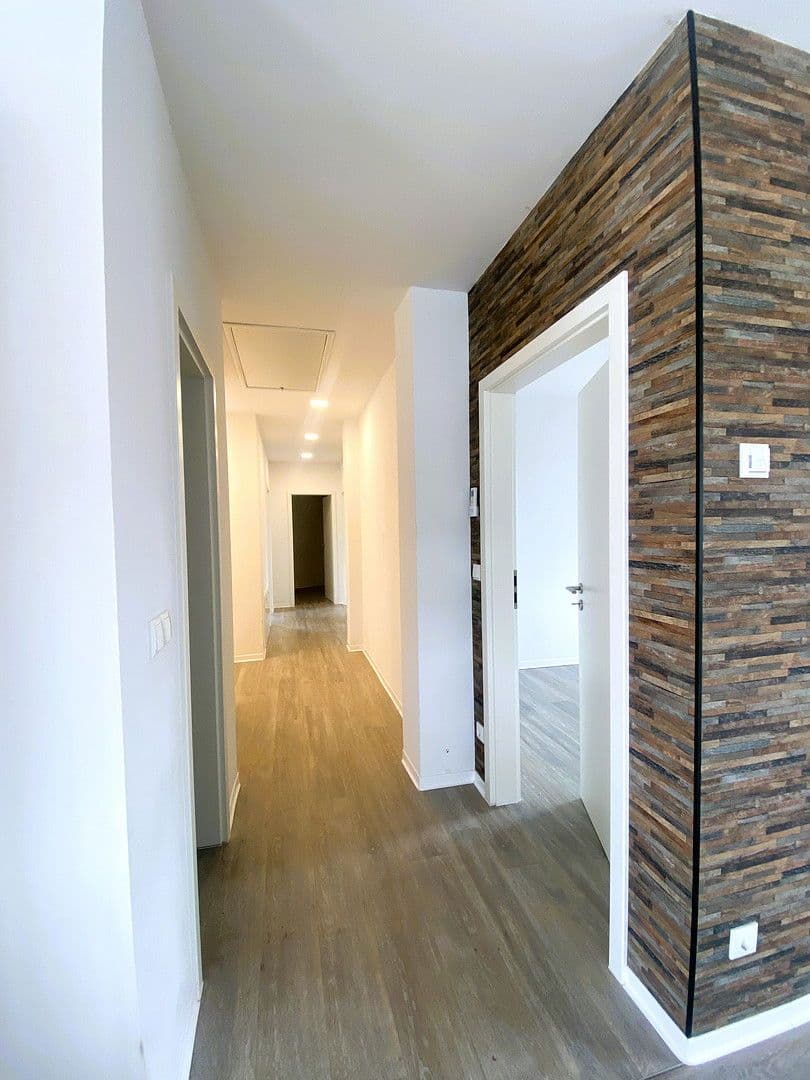 4 bedroom flat to rent, 126 m², Crossen an der Elster, Thuringia 4 bedroom flat to rent, 126 m², Crossen an der Elster, Thuringia