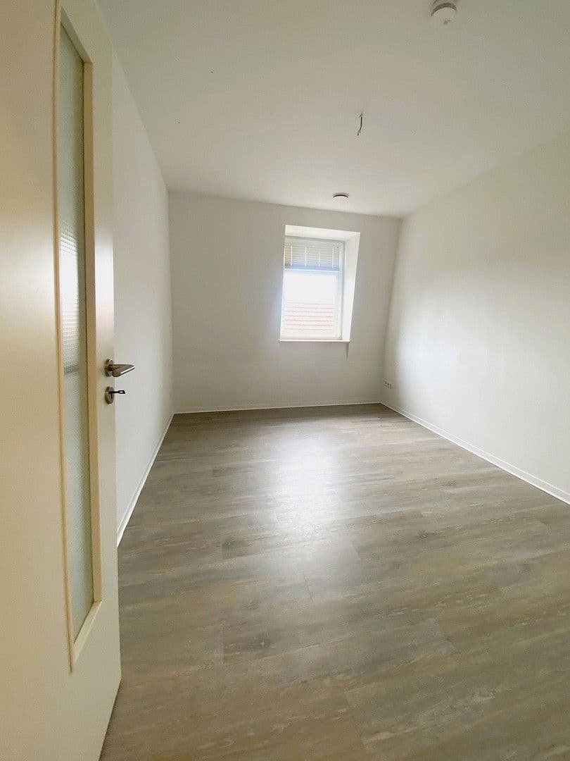 4 bedroom flat to rent, 126 m², Crossen an der Elster, Thuringia 4 bedroom flat to rent, 126 m², Crossen an der Elster, Thuringia