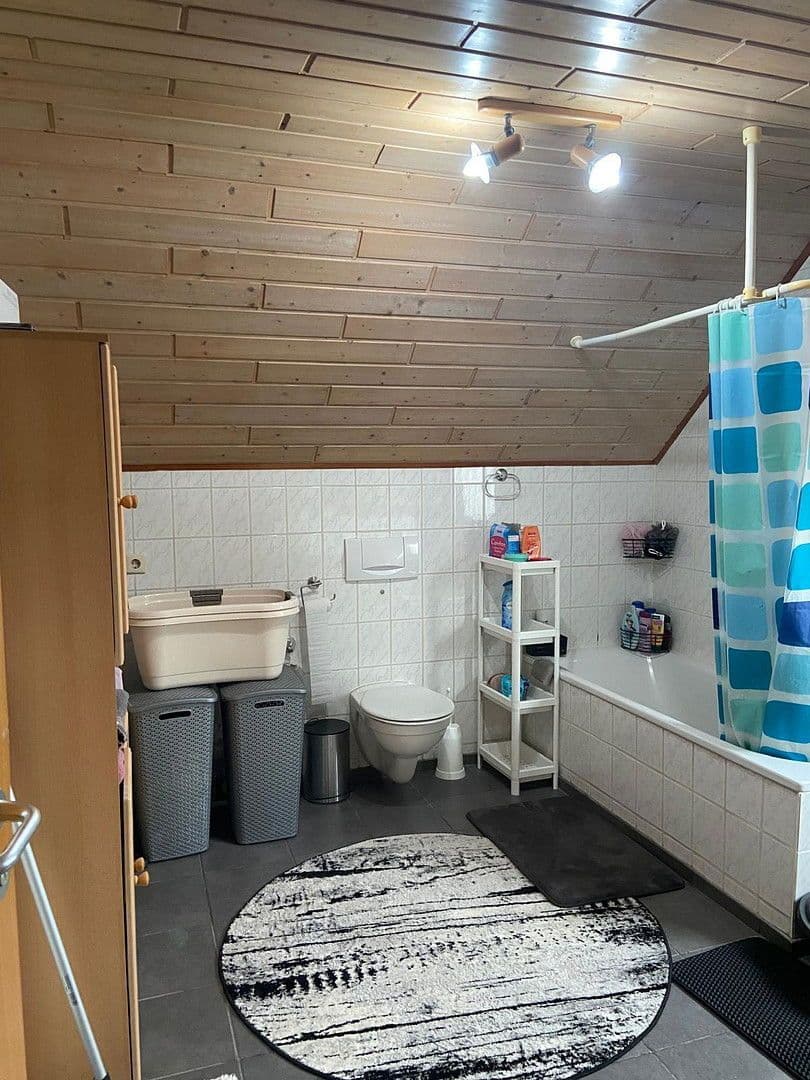 3 bedroom with open-plan kitchen flat to rent, 114 m², Bahnhofstraße 129, Vaihingen an der Enz, Baden-Württemberg 3 bedroom with open-plan kitchen flat to rent, 114 m², Bahnhofstraße 129, Vaihingen an der Enz, Baden-Württemberg