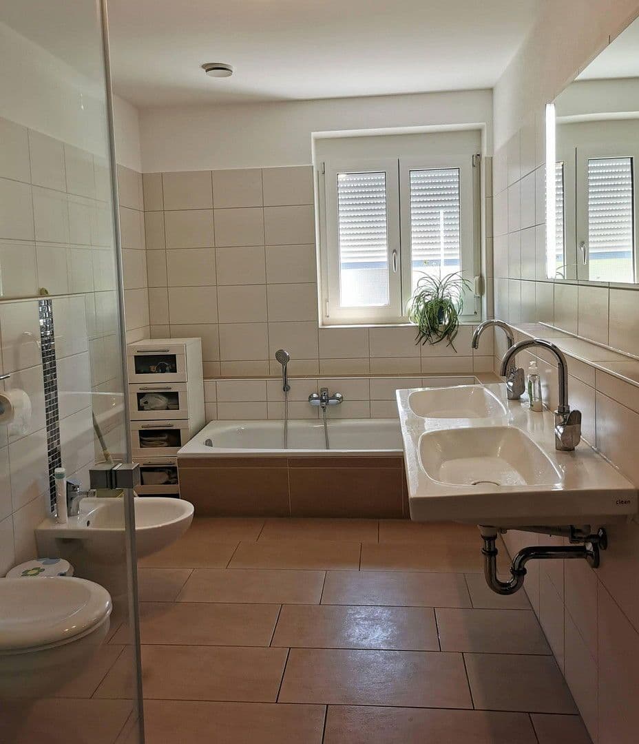 house for sale, 210 m², Oberschleißheim bei München, Bavaria house for sale, 210 m², Oberschleißheim bei München, Bavaria