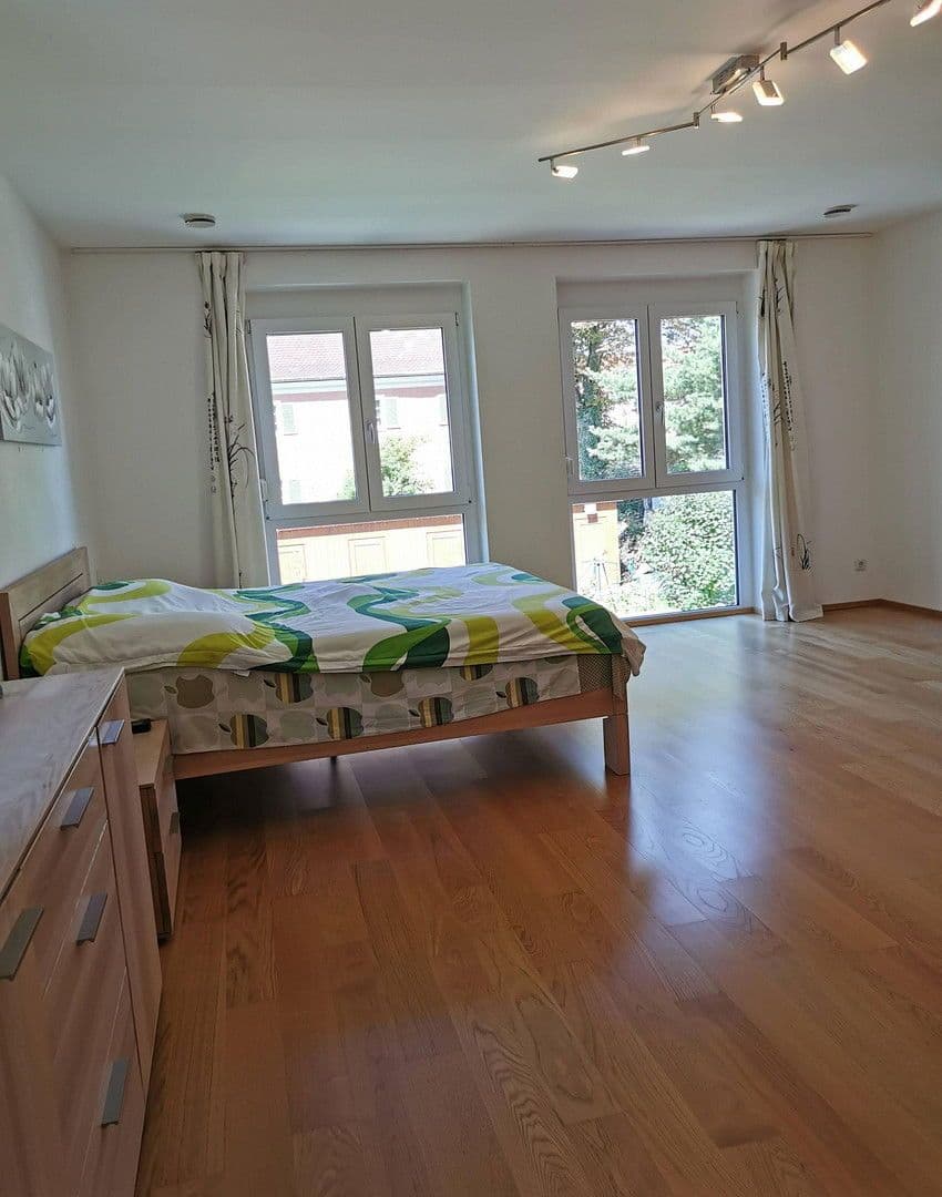 house for sale, 210 m², Oberschleißheim bei München, Bavaria house for sale, 210 m², Oberschleißheim bei München, Bavaria