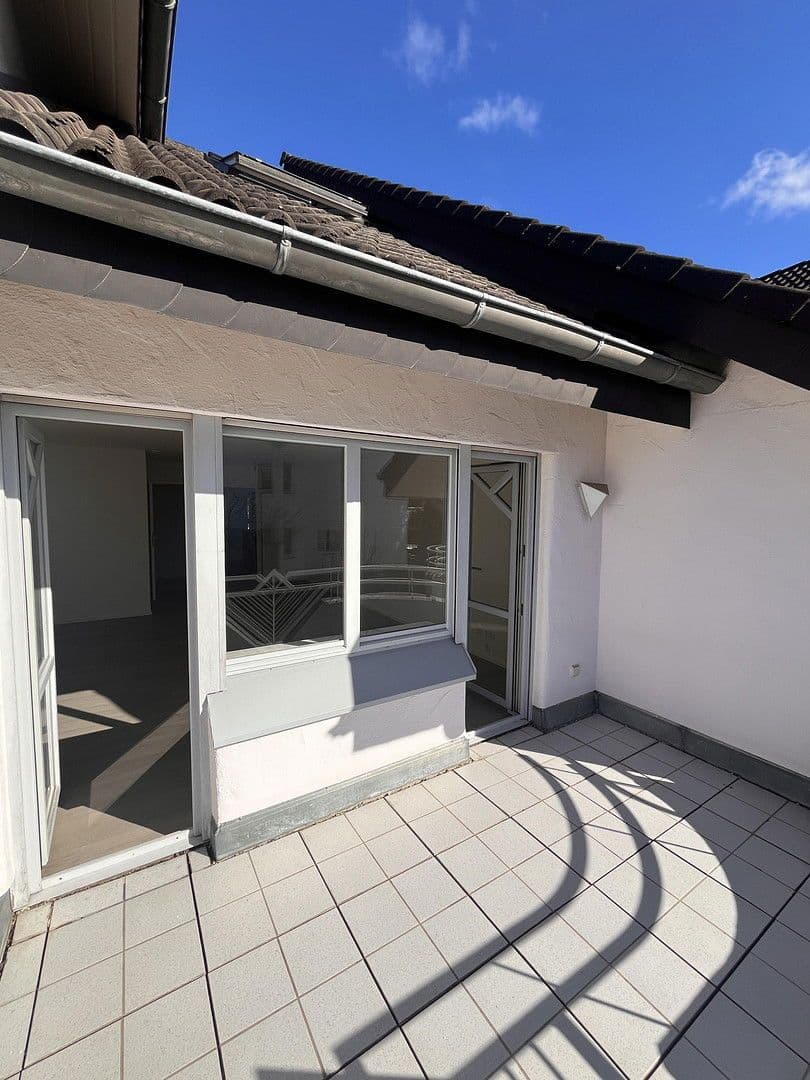 1 bedroom with open-plan kitchen flat to rent, 67 m², Lilienweg 19/1, Untergruppenbach, Baden-Württemberg 1 bedroom with open-plan kitchen flat to rent, 67 m², Lilienweg 19/1, Untergruppenbach, Baden-Württemberg