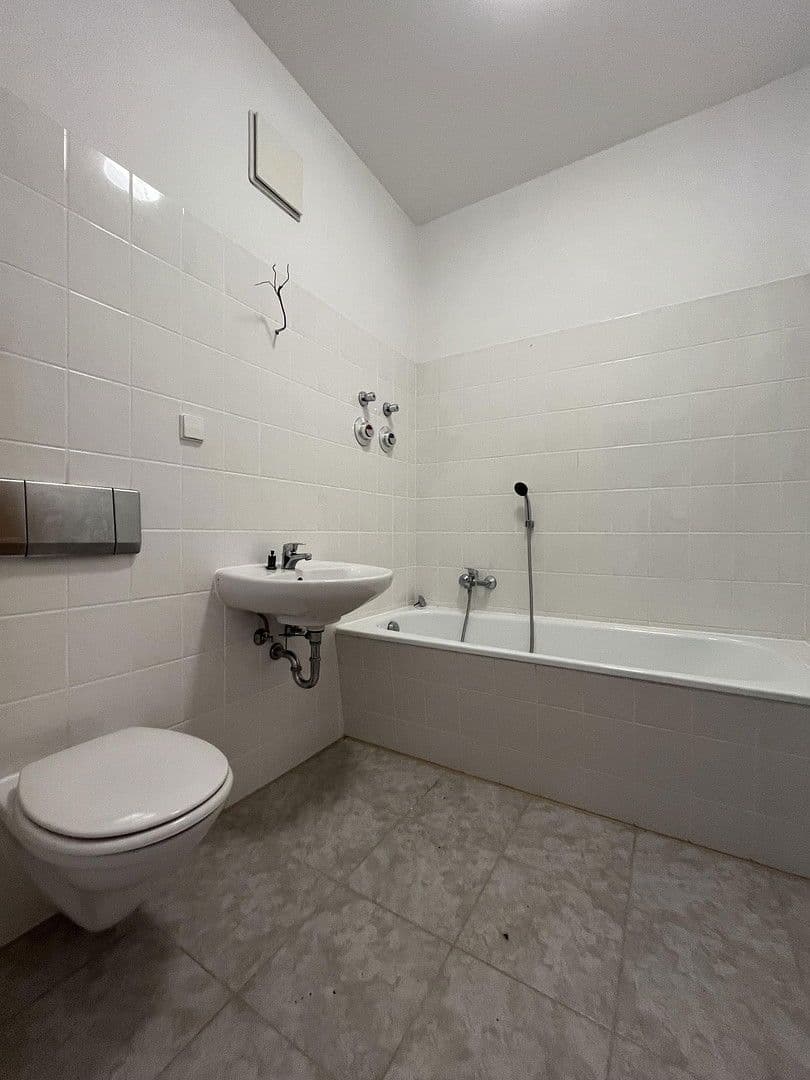 5 bedroom flat to rent, 110 m², Voigtstraße 32, Chemnitz, Saxony 5 bedroom flat to rent, 110 m², Voigtstraße 32, Chemnitz, Saxony