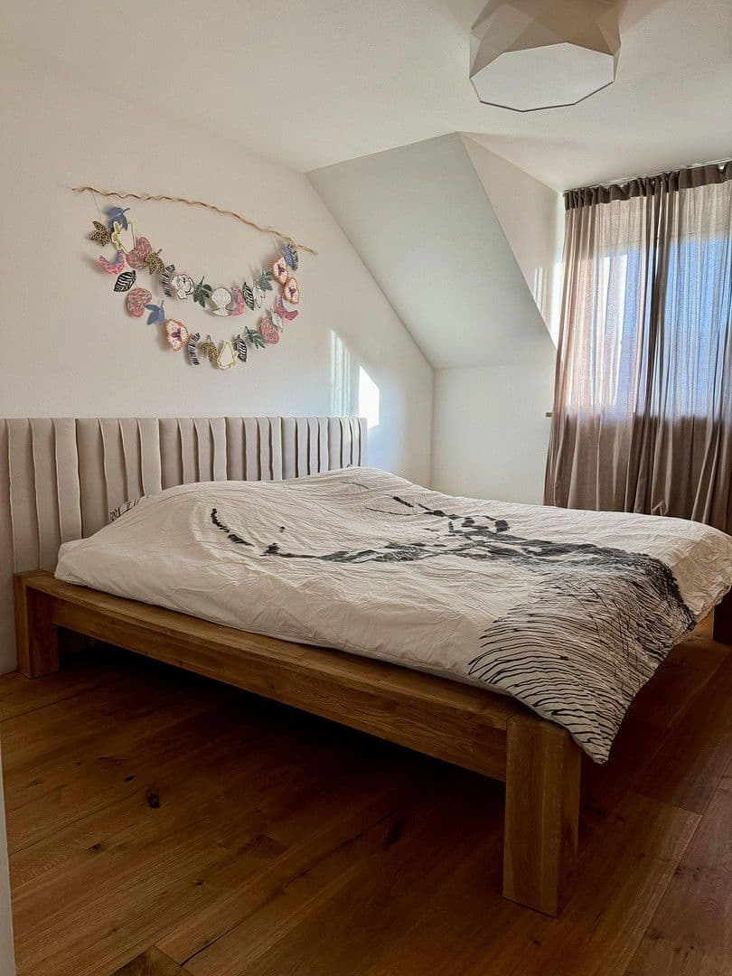 3 bedroom with open-plan kitchen flat to rent, 90 m², München, Bavaria 3 bedroom with open-plan kitchen flat to rent, 90 m², München, Bavaria