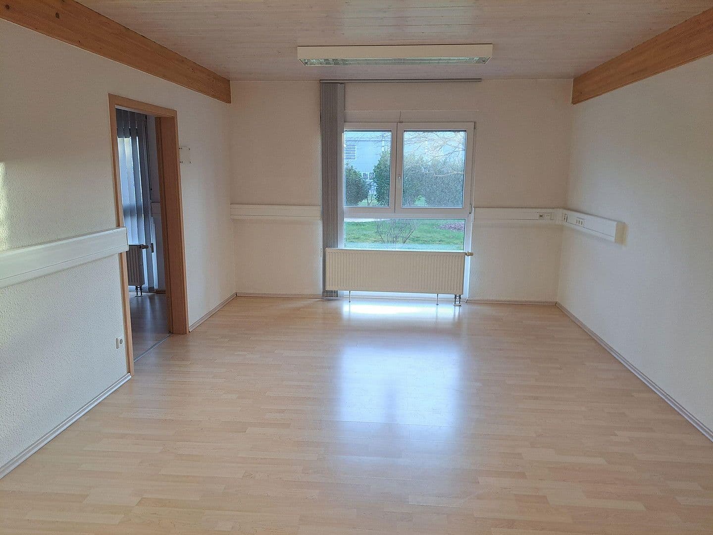 office to rent, 120 m², Wagnerstr. 25, Durmersheim, Baden-Württemberg office to rent, 120 m², Wagnerstr. 25, Durmersheim, Baden-Württemberg