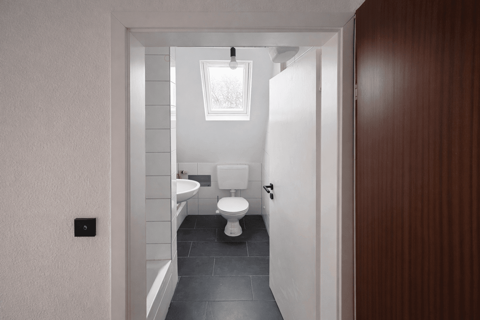 3 bedroom flat to rent, 60 m², Eybacher Straße 11/1, Stuttgart-Wangen, Baden-Württemberg 3 bedroom flat to rent, 60 m², Eybacher Straße 11/1, Stuttgart-Wangen, Baden-Württemberg