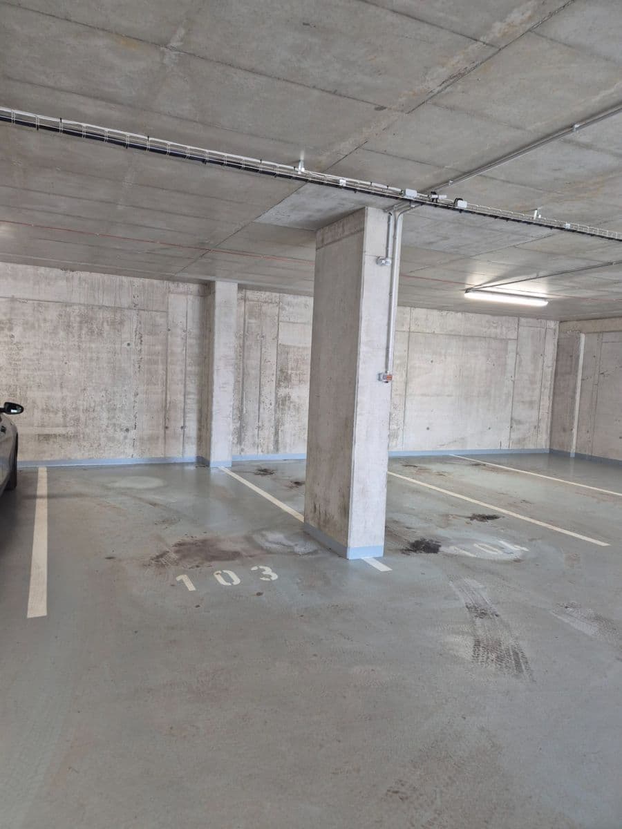 non-residential property to rent, 12 m², Nepilova, Beroun, Středočeský Region non-residential property to rent, 12 m², Nepilova, Beroun, Středočeský Region