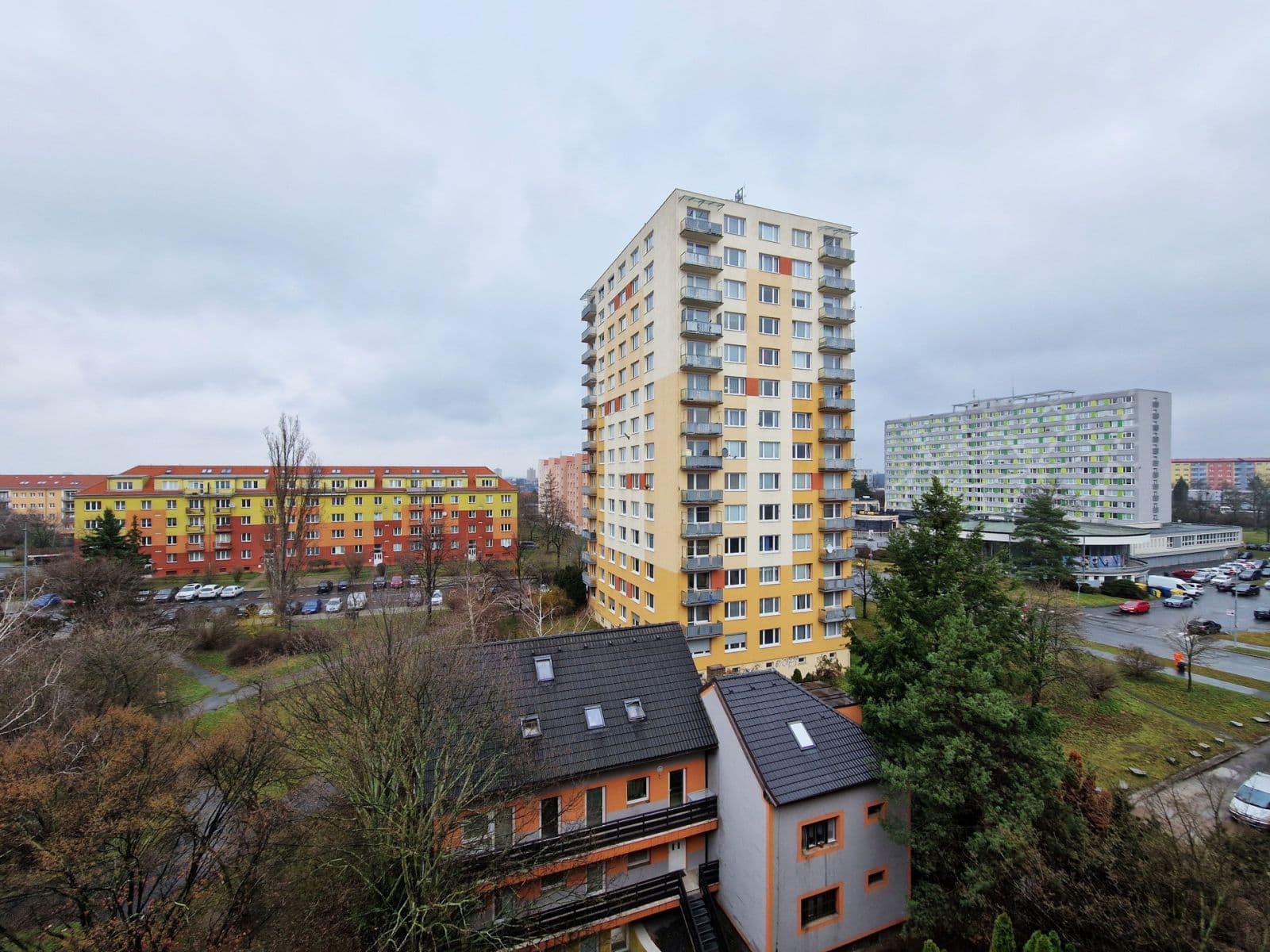 3 bedroom flat to rent, 69 m², Zvonková, Prague, Prague 3 bedroom flat to rent, 69 m², Zvonková, Prague, Prague