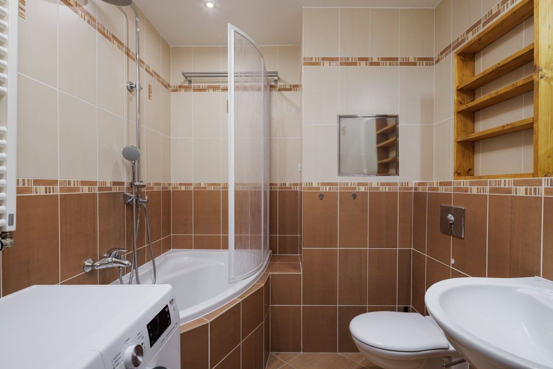 Studio flat to rent, 32 m², Mattioliho, Prague, Prague Studio flat to rent, 32 m², Mattioliho, Prague, Prague