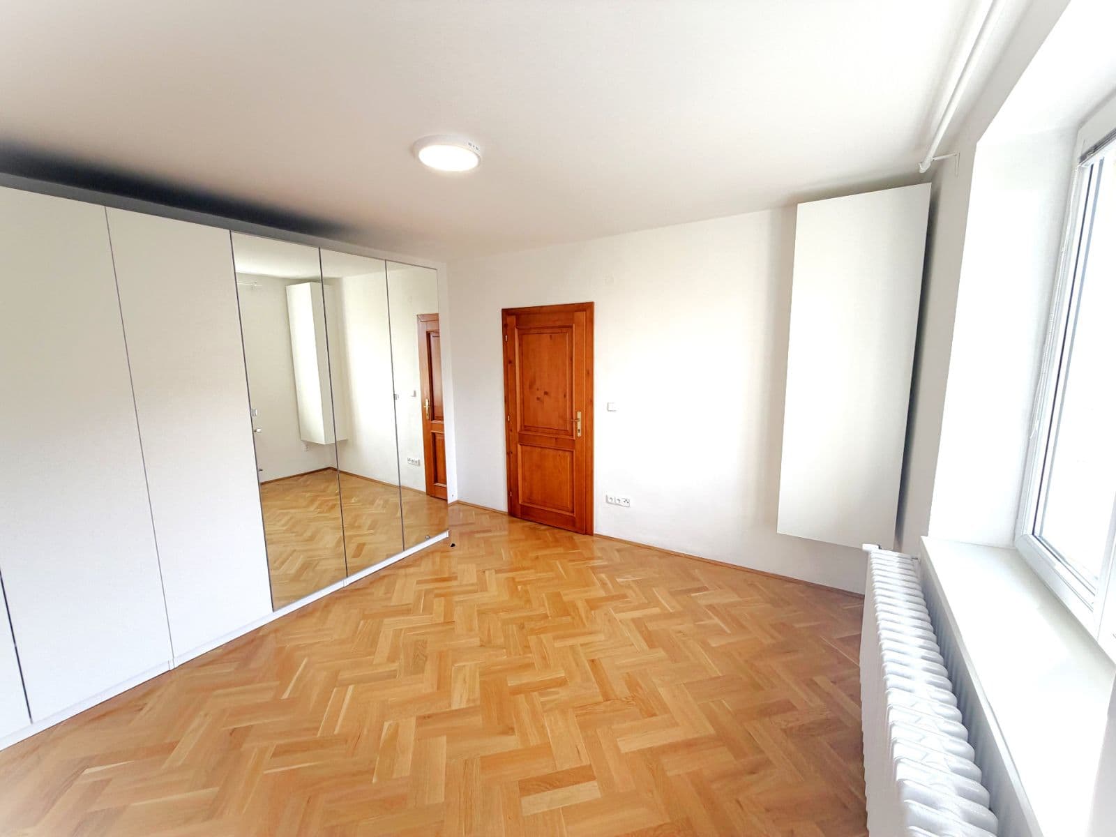 2 bedroom with open-plan kitchen flat to rent, 95 m², Na Pískách, Prague, Prague 2 bedroom with open-plan kitchen flat to rent, 95 m², Na Pískách, Prague, Prague
