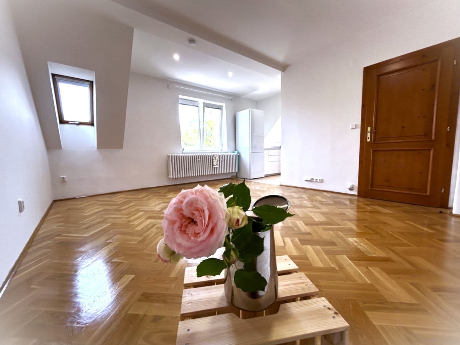 2 bedroom with open-plan kitchen flat to rent, 76 m², Na Pískách, Prague, Prague 2 bedroom with open-plan kitchen flat to rent, 76 m², Na Pískách, Prague, Prague