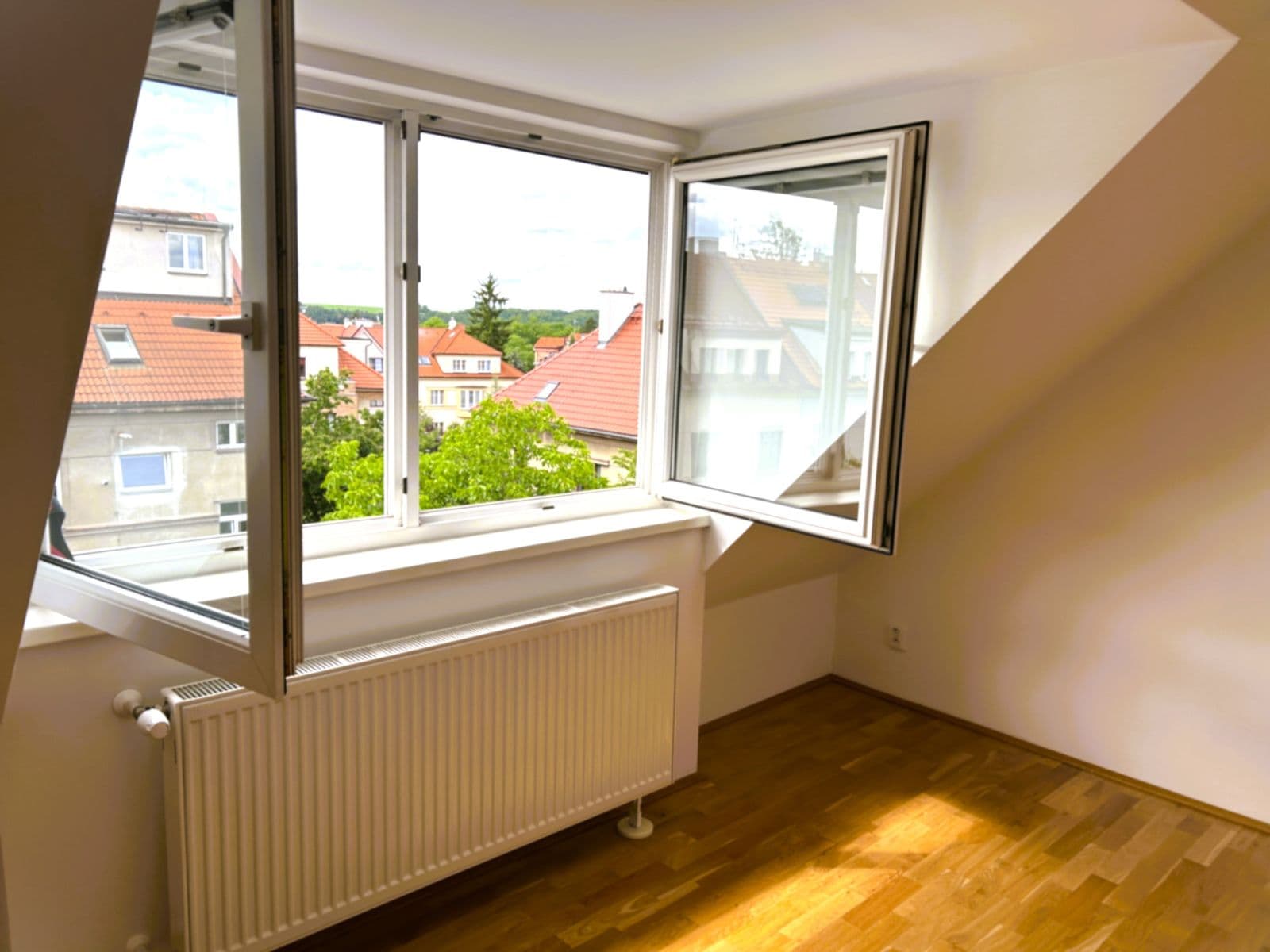 2 bedroom with open-plan kitchen flat to rent, 76 m², Na Pískách, Prague, Prague 2 bedroom with open-plan kitchen flat to rent, 76 m², Na Pískách, Prague, Prague