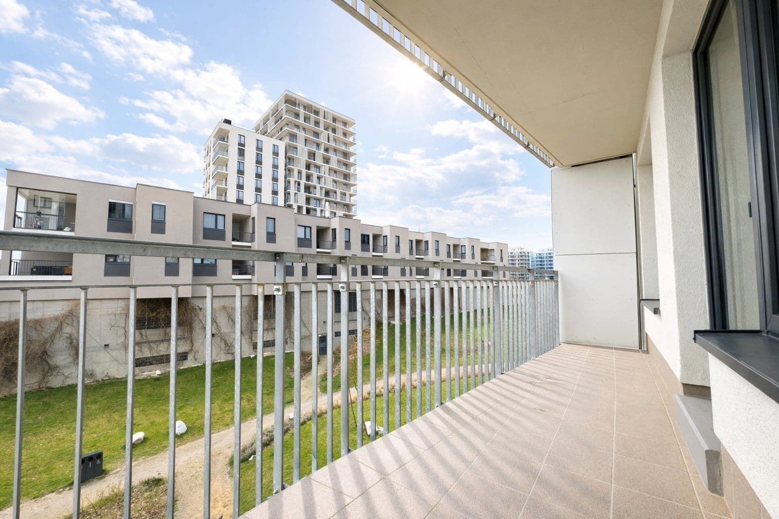 1 bedroom with open-plan kitchen flat to rent, 59 m², Svitákova, Prague, Prague 1 bedroom with open-plan kitchen flat to rent, 59 m², Svitákova, Prague, Prague