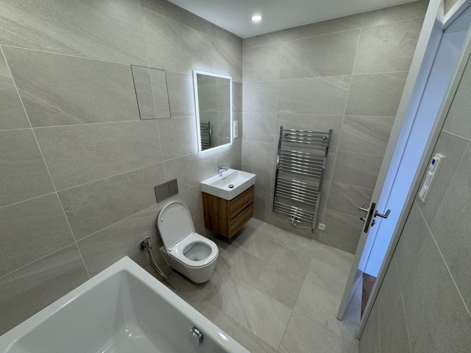 1 bedroom with open-plan kitchen flat to rent, 62 m², Závišova, Prague, Prague 1 bedroom with open-plan kitchen flat to rent, 62 m², Závišova, Prague, Prague