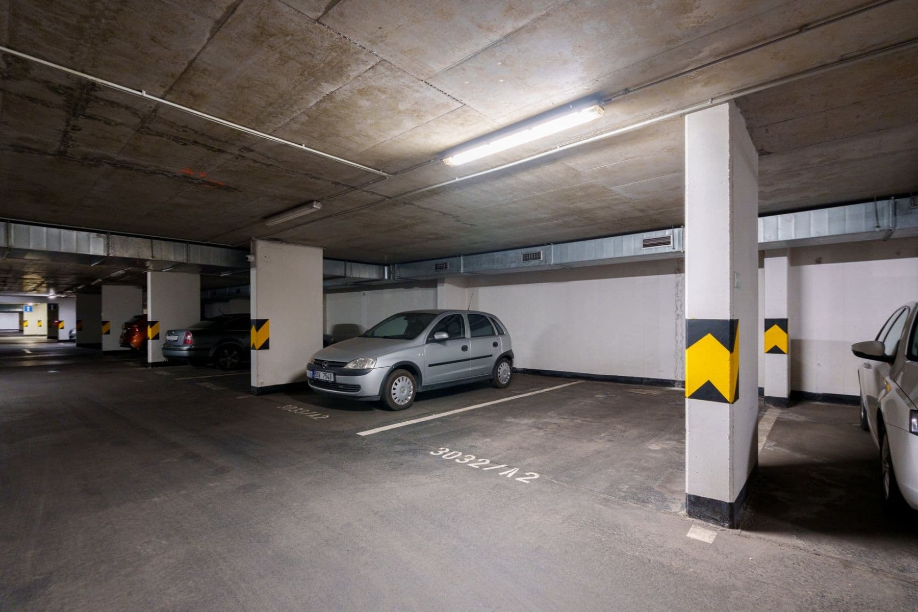 1 bedroom with open-plan kitchen flat to rent, 53 m², Kabešova, Prague, Prague 1 bedroom with open-plan kitchen flat to rent, 53 m², Kabešova, Prague, Prague