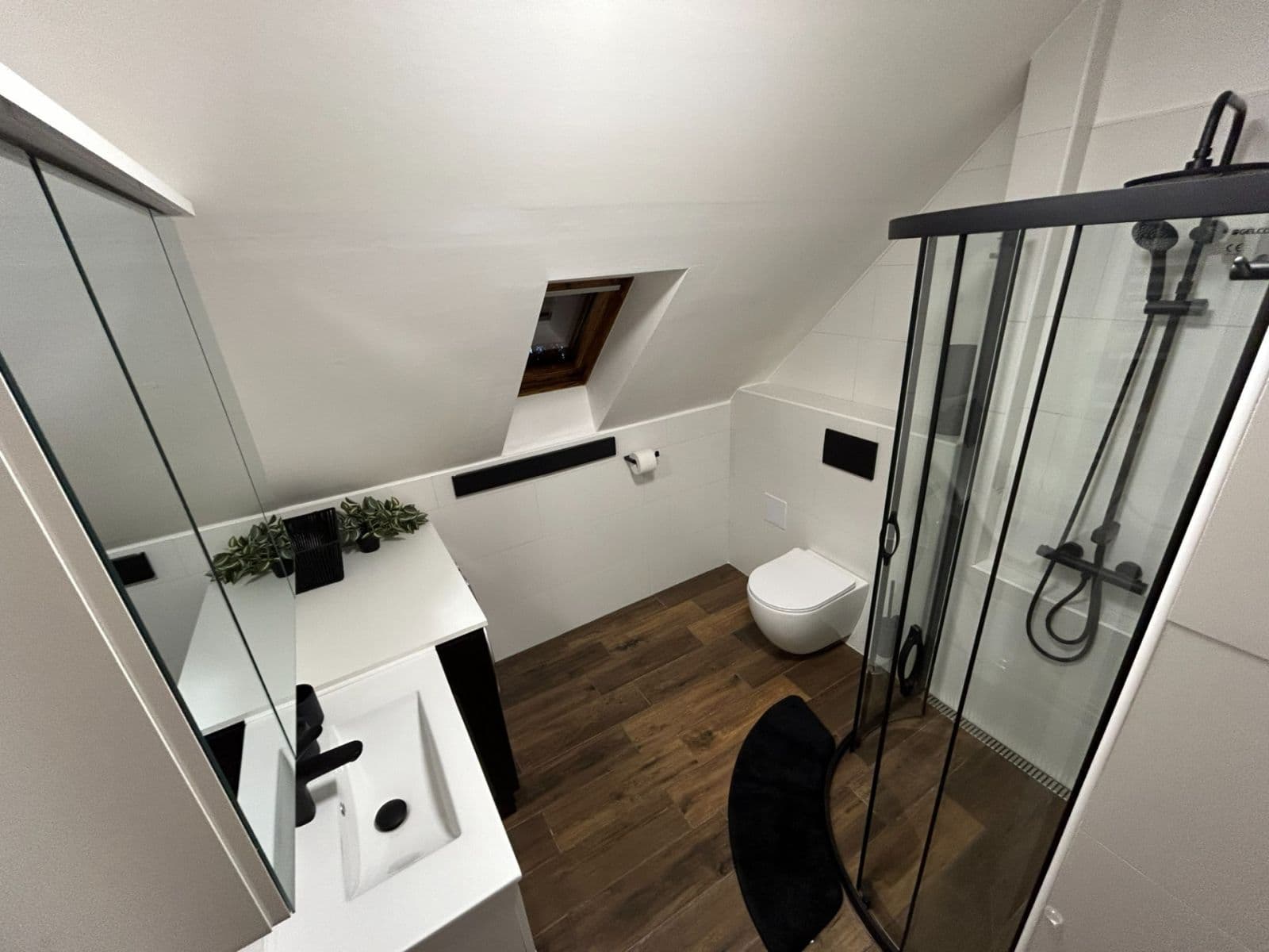 1 bedroom with open-plan kitchen flat to rent, 46 m², Klikatá, Prague, Prague 1 bedroom with open-plan kitchen flat to rent, 46 m², Klikatá, Prague, Prague