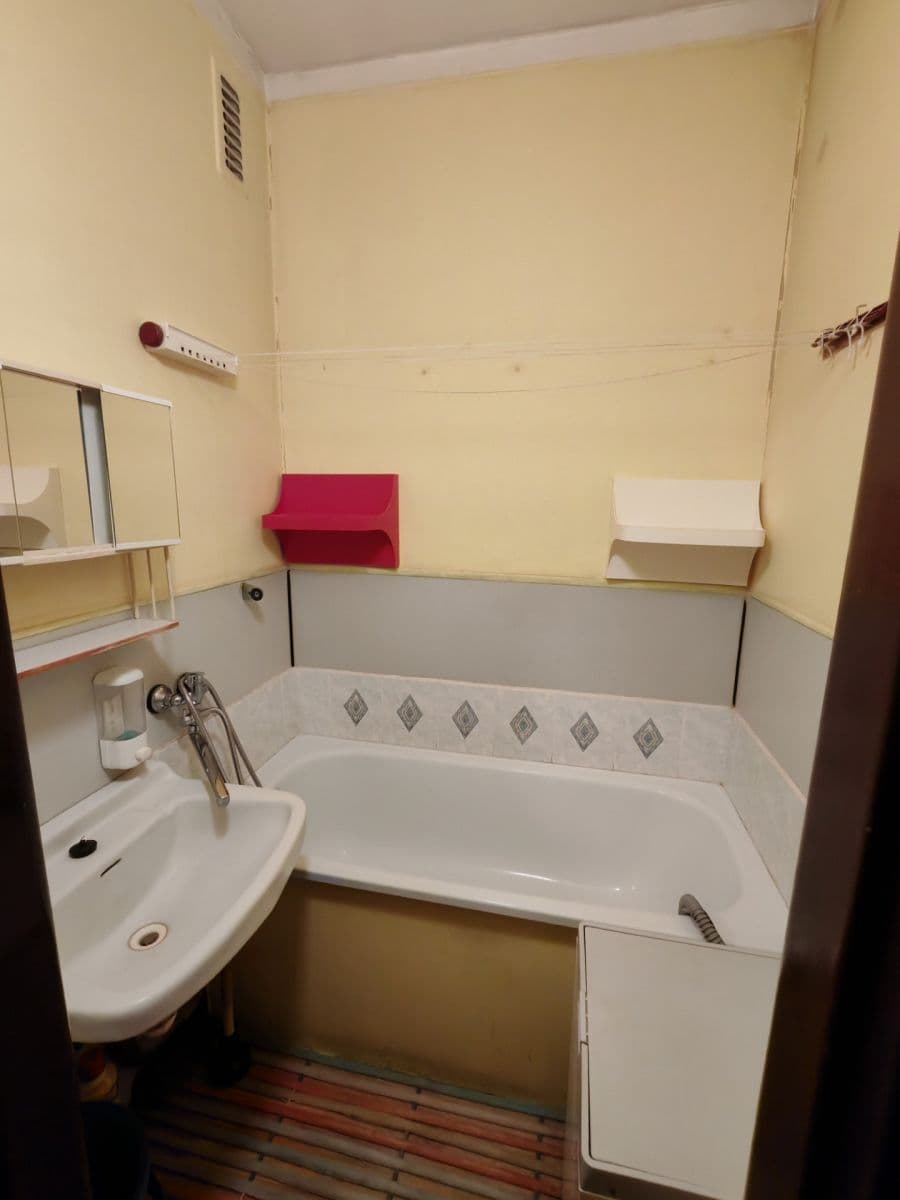 2 bedroom flat for sale, 52 m², Na Urbance, Roudnice nad Labem, Ústecký Region 2 bedroom flat for sale, 52 m², Na Urbance, Roudnice nad Labem, Ústecký Region