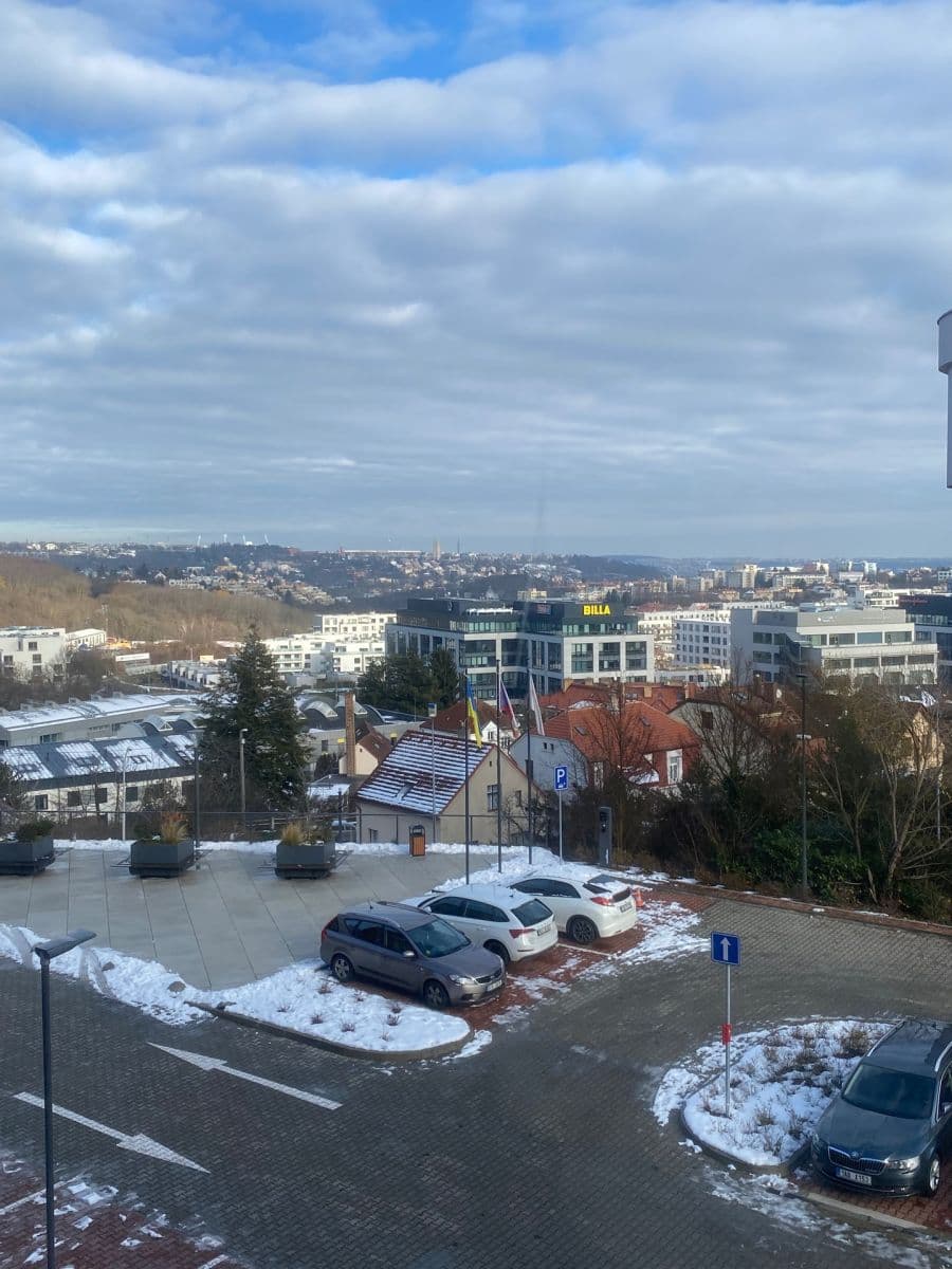 2 bedroom with open-plan kitchen flat to rent, 100 m², U Kříže, Prague, Prague 2 bedroom with open-plan kitchen flat to rent, 100 m², U Kříže, Prague, Prague