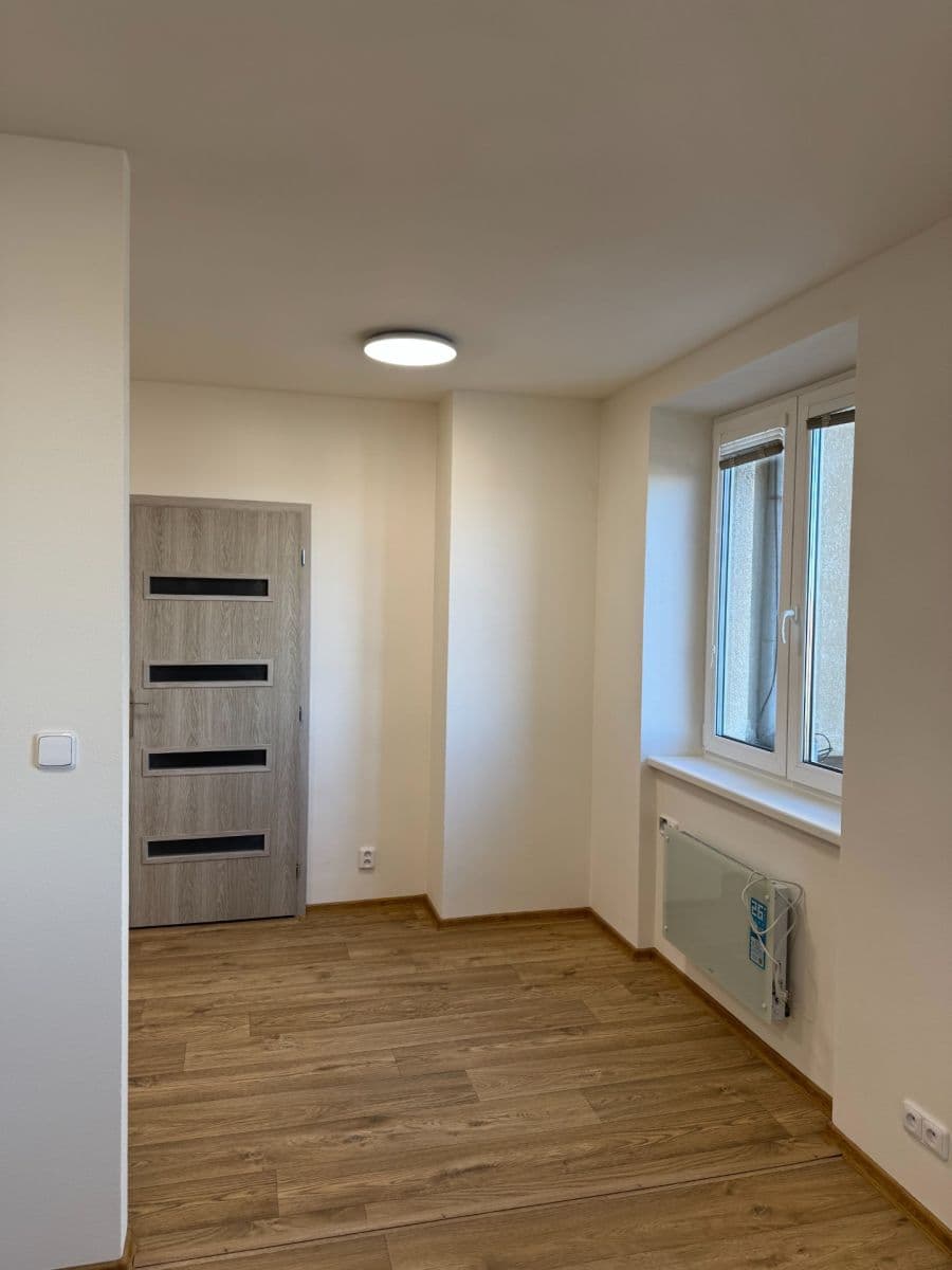1 bedroom with open-plan kitchen flat for sale, 41 m², Palliardiho, Znojmo, Jihomoravský Region 1 bedroom with open-plan kitchen flat for sale, 41 m², Palliardiho, Znojmo, Jihomoravský Region