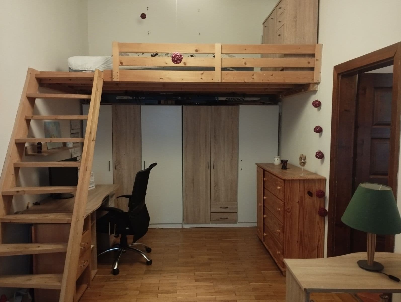 1 bedroom flat to rent, 35 m², Podplukovníka Sochora, Prague, Prague 1 bedroom flat to rent, 35 m², Podplukovníka Sochora, Prague, Prague