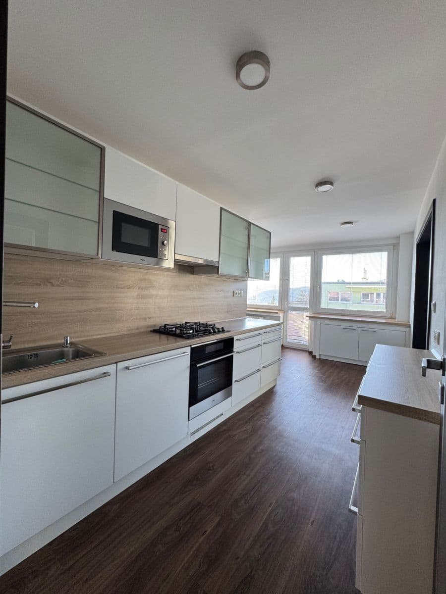 3 bedroom flat to rent, 90 m², Stoliční, Děčín, Ústecký Region 3 bedroom flat to rent, 90 m², Stoliční, Děčín, Ústecký Region