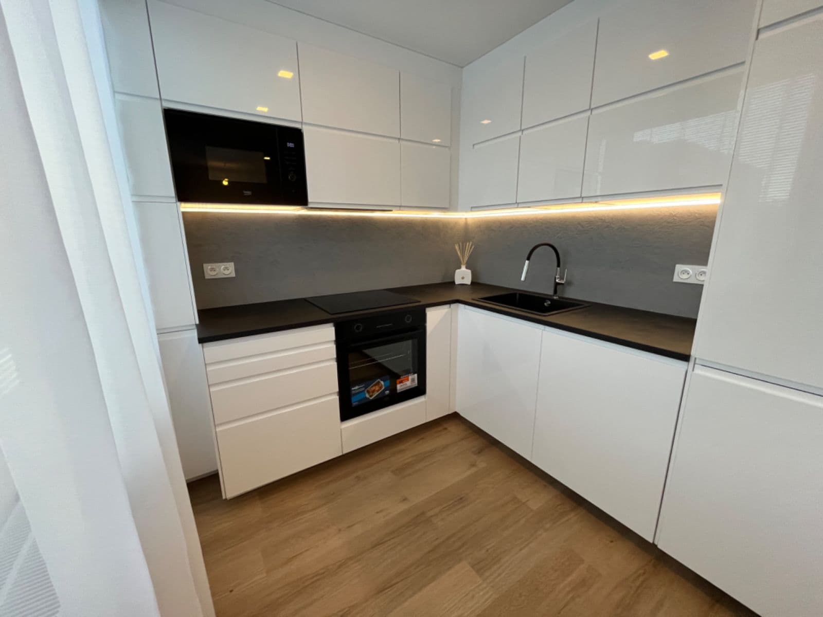 2 bedroom with open-plan kitchen flat for sale, 59 m², Palackého, Rakovník, Středočeský Region 2 bedroom with open-plan kitchen flat for sale, 59 m², Palackého, Rakovník, Středočeský Region