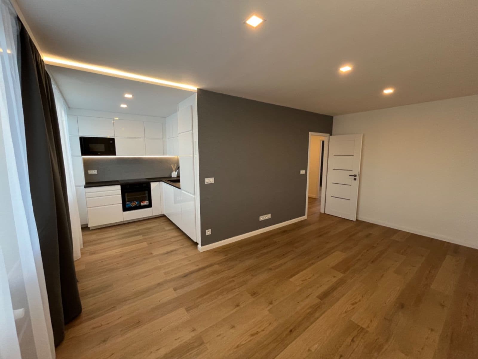 2 bedroom with open-plan kitchen flat for sale, 59 m², Palackého, Rakovník, Středočeský Region 2 bedroom with open-plan kitchen flat for sale, 59 m², Palackého, Rakovník, Středočeský Region