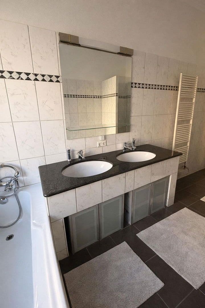 1 bedroom with open-plan kitchen flat for sale, 100 m², Blissestraße 55, Berlin, Berlin 1 bedroom with open-plan kitchen flat for sale, 100 m², Blissestraße 55, Berlin, Berlin