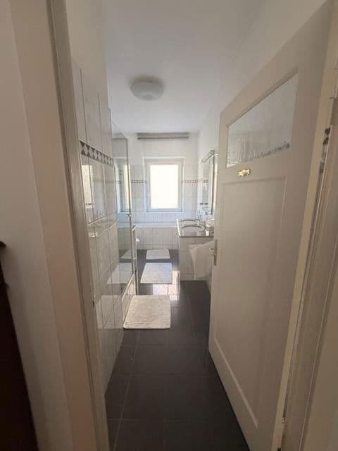 1 bedroom with open-plan kitchen flat for sale, 100 m², Blissestraße 55, Berlin, Berlin 1 bedroom with open-plan kitchen flat for sale, 100 m², Blissestraße 55, Berlin, Berlin