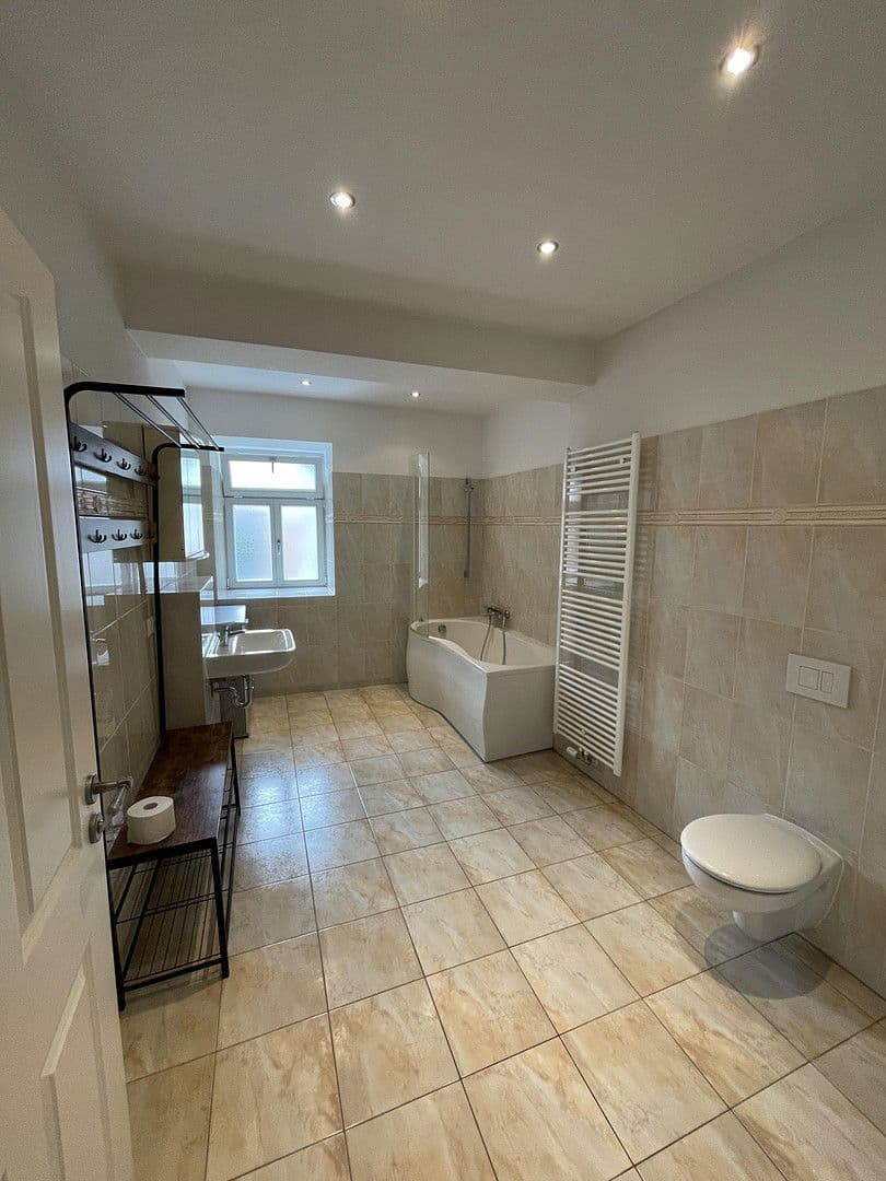 3 bedroom flat to rent, 91 m², Am Zehnt 9, Sinsheim, Baden-Württemberg 3 bedroom flat to rent, 91 m², Am Zehnt 9, Sinsheim, Baden-Württemberg