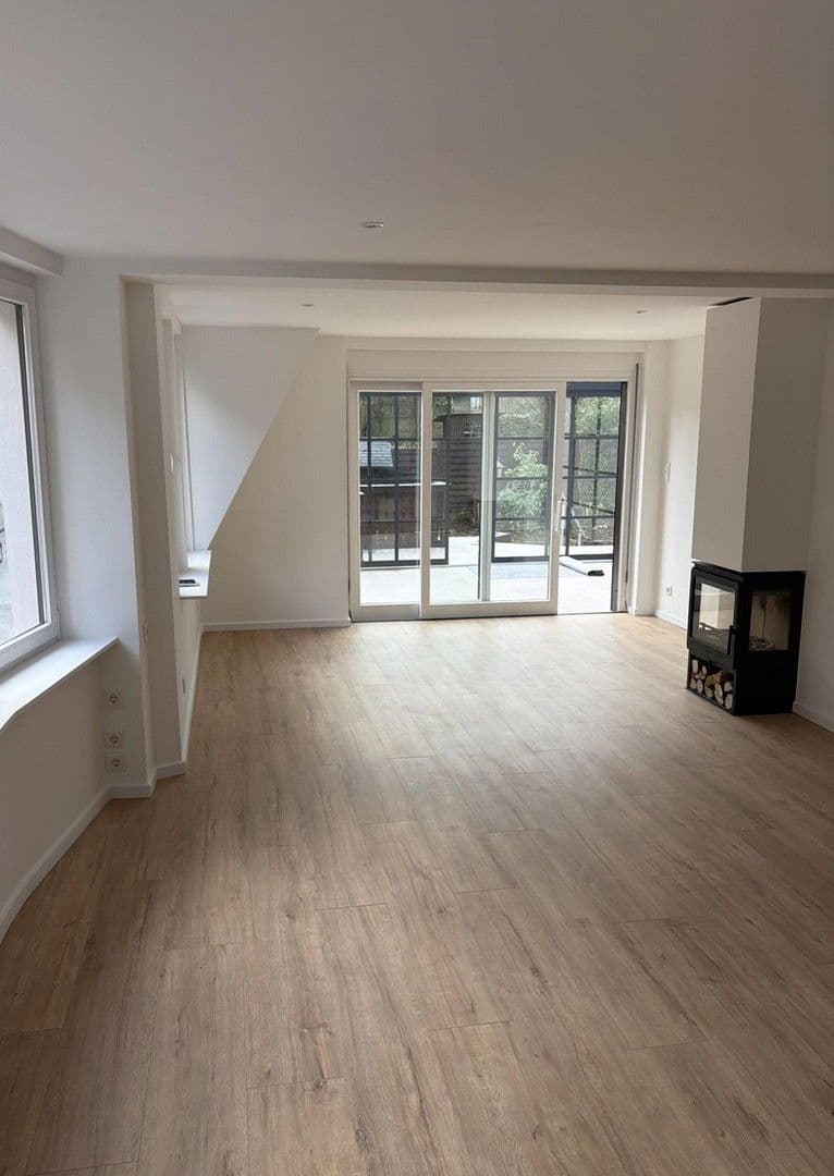 house for sale, 173 m², Edith-Stein-Straße 34, Wuppertal, North Rhine-Westphalia house for sale, 173 m², Edith-Stein-Straße 34, Wuppertal, North Rhine-Westphalia