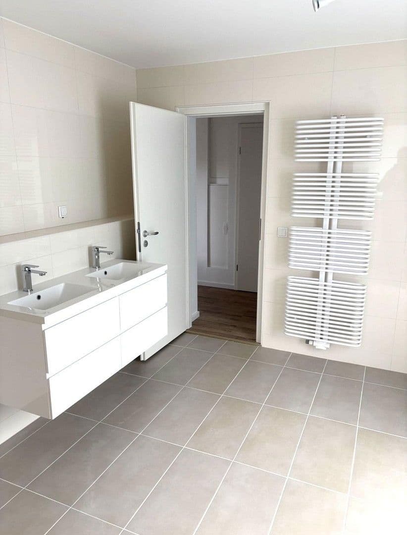 house for sale, 173 m², Edith-Stein-Straße 34, Wuppertal, North Rhine-Westphalia house for sale, 173 m², Edith-Stein-Straße 34, Wuppertal, North Rhine-Westphalia