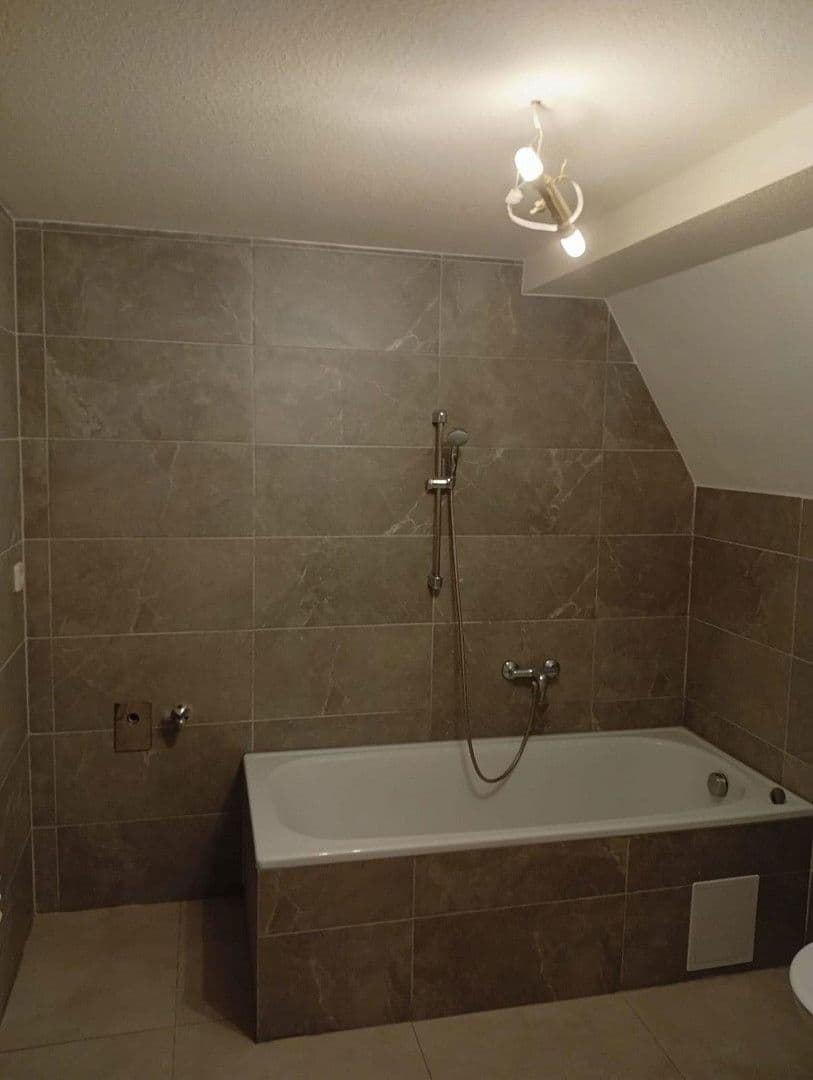 3 bedroom flat to rent, 65 m², Jakobstraße 35, Naumburg (Saale), Saxony-Anhalt 3 bedroom flat to rent, 65 m², Jakobstraße 35, Naumburg (Saale), Saxony-Anhalt