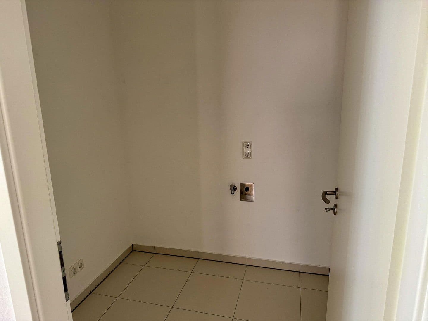 3 bedroom flat to rent, 90 m², Am Markt 2, Schwerin, Mecklenburg-Vorpommern 3 bedroom flat to rent, 90 m², Am Markt 2, Schwerin, Mecklenburg-Vorpommern