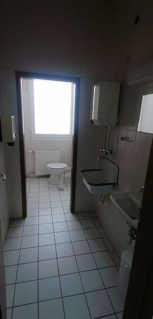 office to rent, 660 m², Schaumbergstrasse 7A, Schwarzenbach a.d.Saale, Bavaria office to rent, 660 m², Schaumbergstrasse 7A, Schwarzenbach a.d.Saale, Bavaria