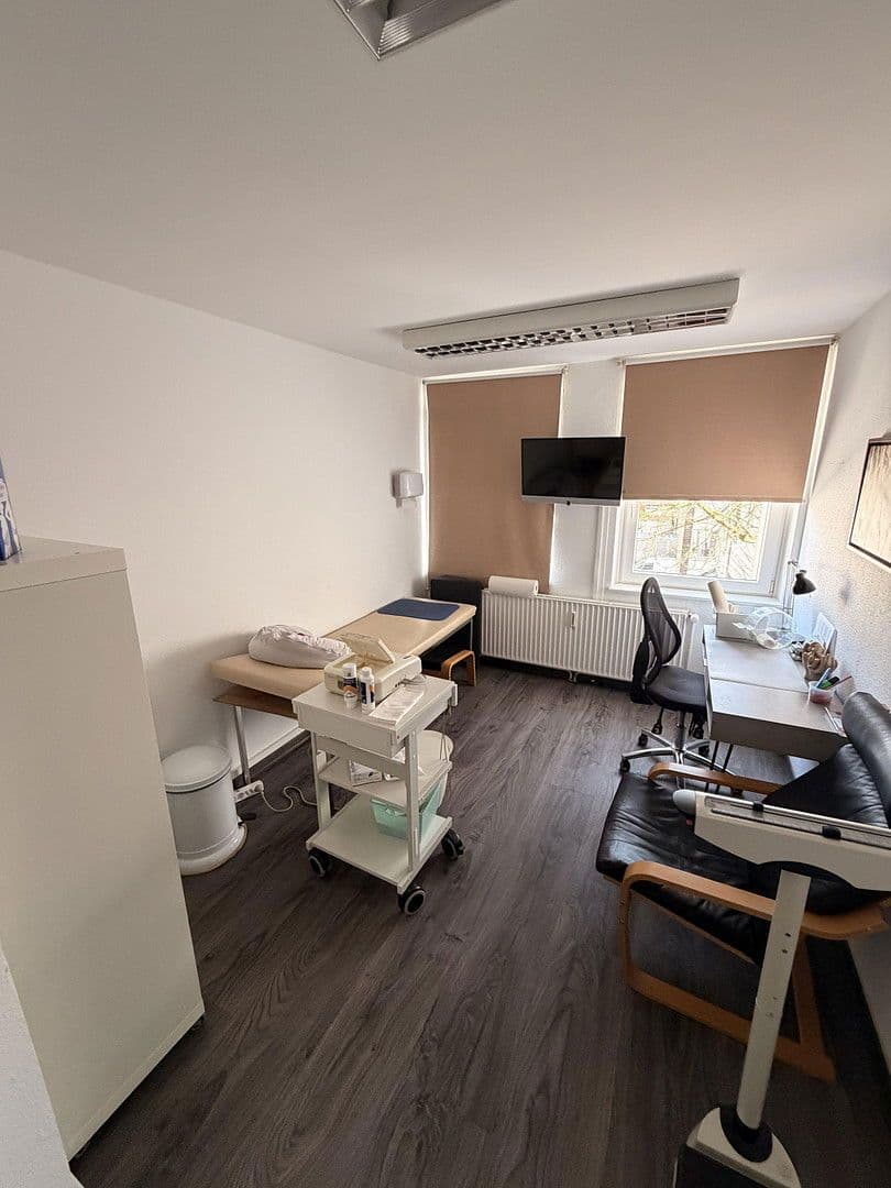 office to rent, 170 m², Bismarckstraße 4, Pinneberg, Schleswig-Holstein office to rent, 170 m², Bismarckstraße 4, Pinneberg, Schleswig-Holstein