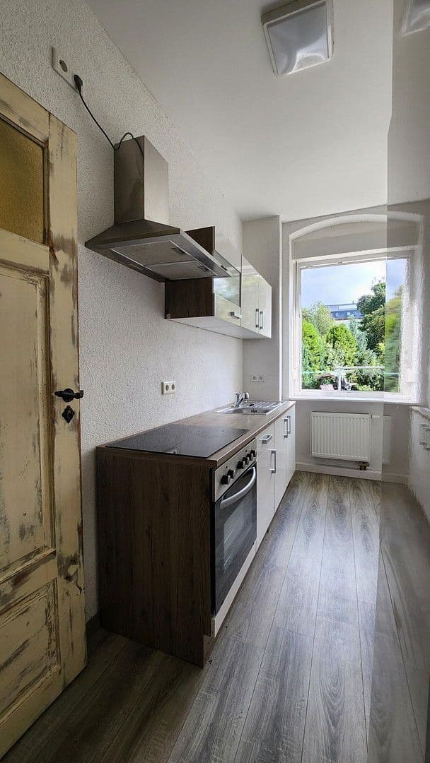 3 bedroom flat to rent, 80 m², Kreisigstraße 40, Zwickau, Saxony 3 bedroom flat to rent, 80 m², Kreisigstraße 40, Zwickau, Saxony