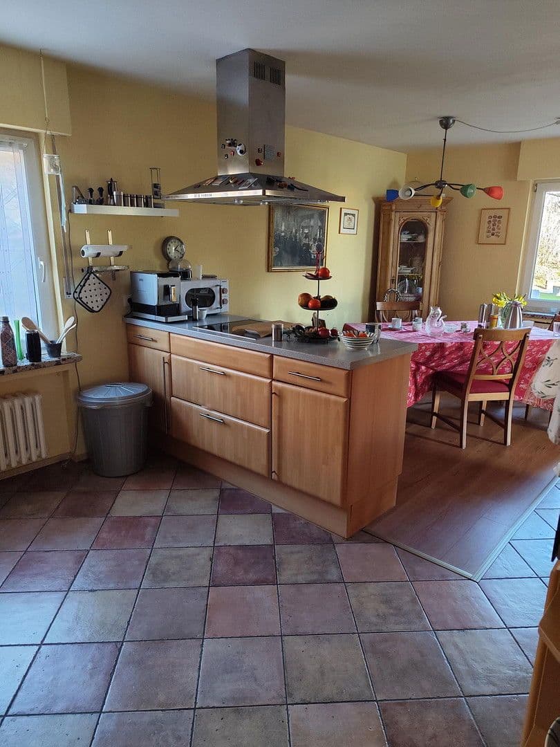 house for sale, 185 m², Mehlemer Weg 8, Meckenheim, North Rhine-Westphalia house for sale, 185 m², Mehlemer Weg 8, Meckenheim, North Rhine-Westphalia