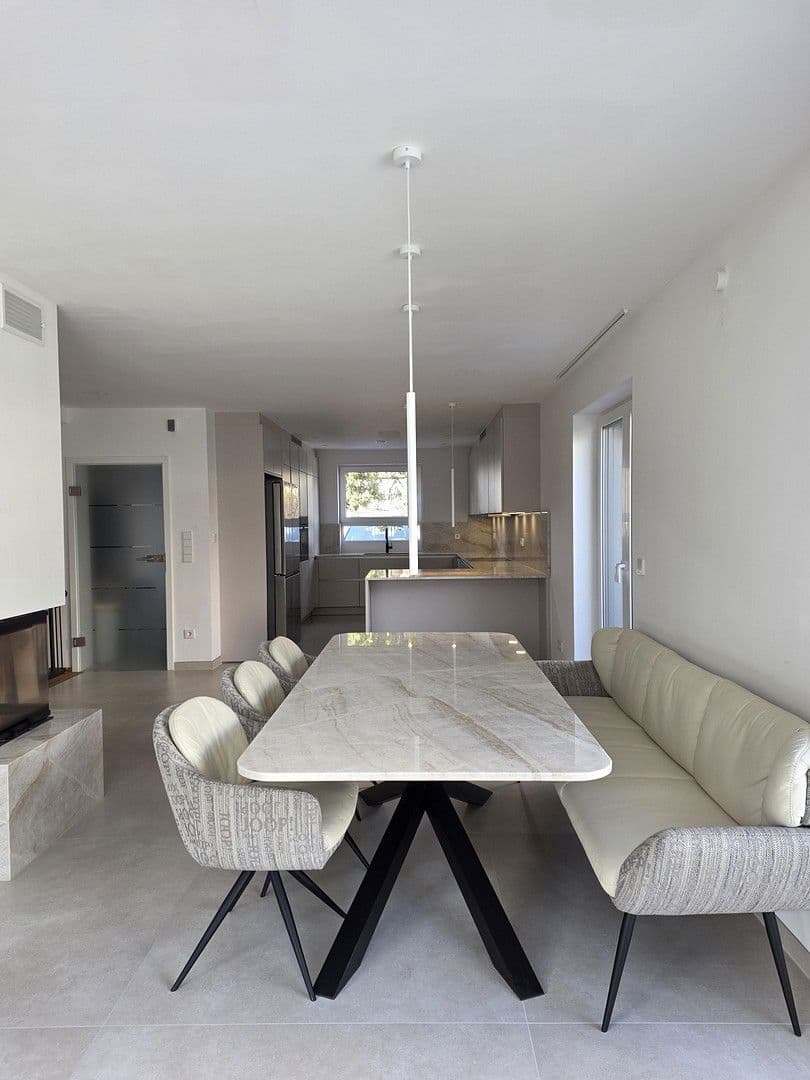 house for sale, 185 m², Rosenstr. 6a, Röthenbach an der Pegnitz, Bavaria house for sale, 185 m², Rosenstr. 6a, Röthenbach an der Pegnitz, Bavaria