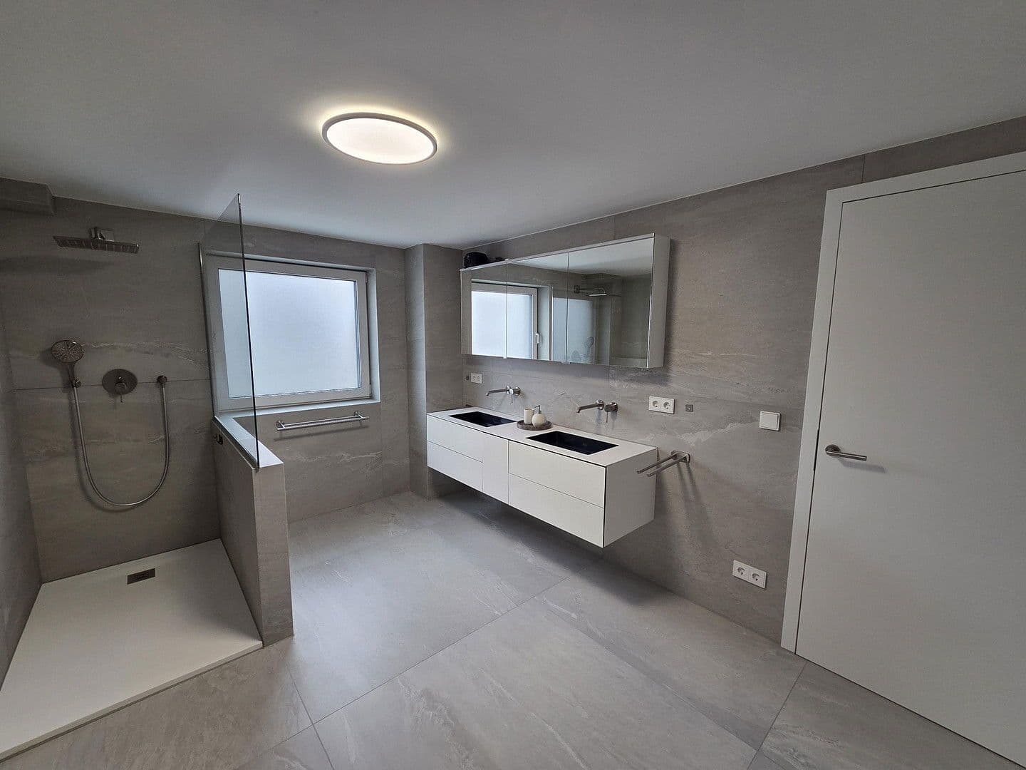 house for sale, 185 m², Rosenstr. 6a, Röthenbach an der Pegnitz, Bavaria house for sale, 185 m², Rosenstr. 6a, Röthenbach an der Pegnitz, Bavaria