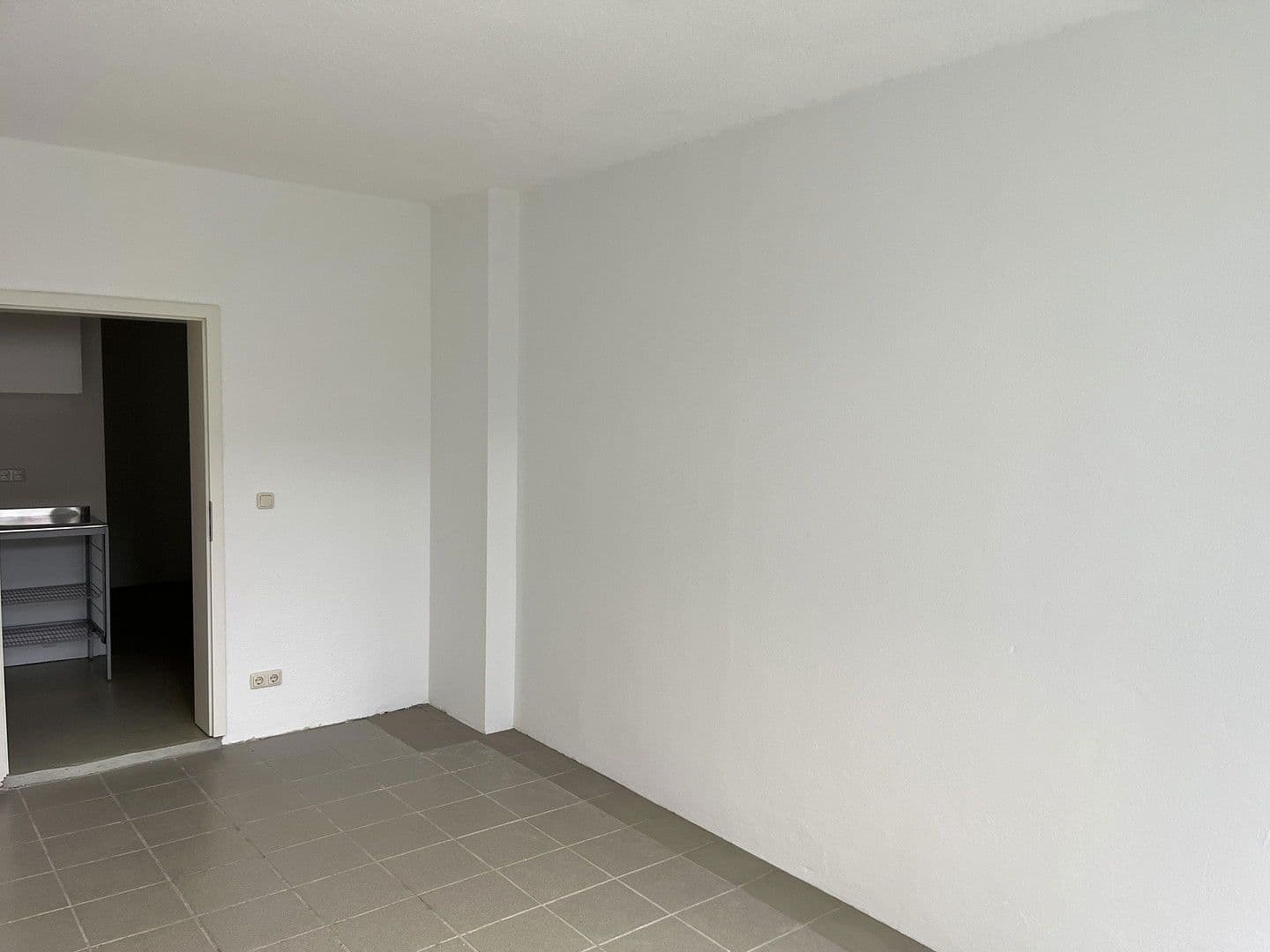 office to rent, 63 m², Fackenburger Allee 44, Lübeck, Schleswig-Holstein office to rent, 63 m², Fackenburger Allee 44, Lübeck, Schleswig-Holstein