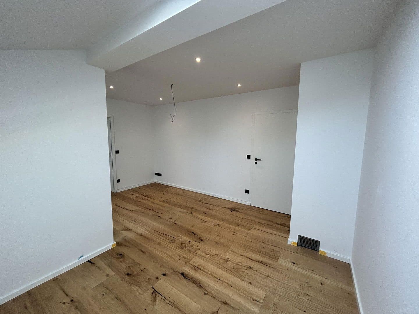 3 bedroom with open-plan kitchen flat to rent, 160 m², Lärchenweg 21, Bad Endorf, Bavaria 3 bedroom with open-plan kitchen flat to rent, 160 m², Lärchenweg 21, Bad Endorf, Bavaria