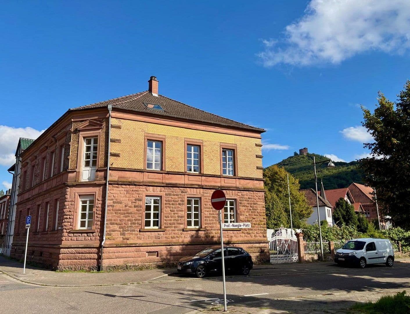 6 bedroom flat to rent, 154 m², Prof.-Nägle-Platz 2, Annweiler am Trifels, Rhineland-Palatinate 6 bedroom flat to rent, 154 m², Prof.-Nägle-Platz 2, Annweiler am Trifels, Rhineland-Palatinate