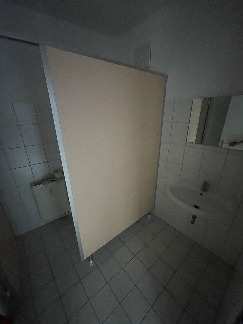 non-residential property to rent, 260 m², Ditzingen, Baden-Württemberg non-residential property to rent, 260 m², Ditzingen, Baden-Württemberg